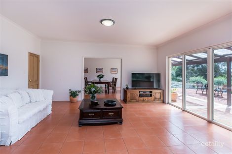 Property photo of 12 Walden Close Gidgegannup WA 6083