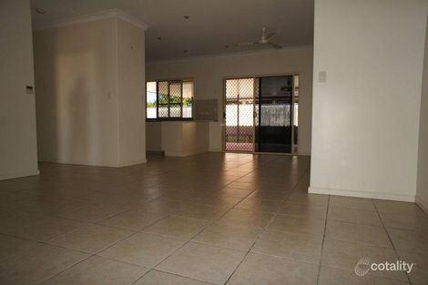 Property photo of 15 Poinciana Place Gracemere QLD 4702