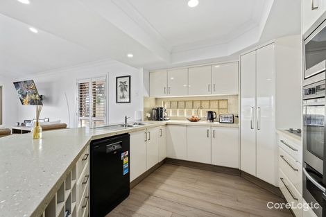 Property photo of 9 Glenwater Crescent Helensvale QLD 4212