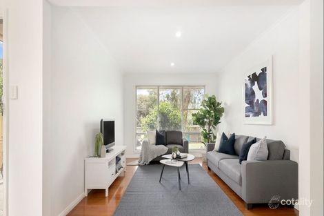 Property photo of 7 Hodgins Crescent Frankston North VIC 3200