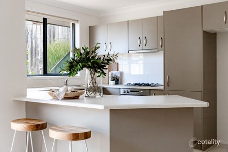 Property photo of 2/52A Pass Avenue Thirroul NSW 2515