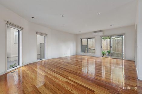 Property photo of 2/36 Windella Quadrant Doncaster VIC 3108