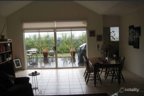 Property photo of 21 John Fisher Drive Berwick VIC 3806