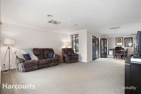 Property photo of 8 Kieran Court Carrum Downs VIC 3201