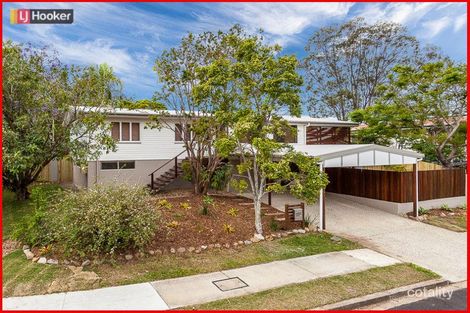 4 Menangle Ave, Arana Hills, QLD 4054