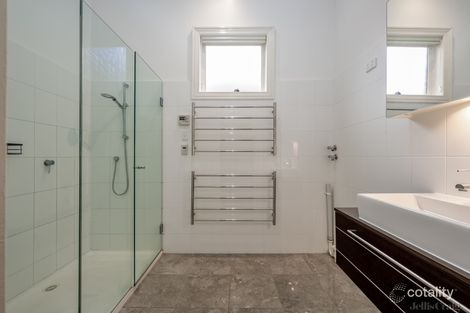 Property photo of 30 Woodside Street Fitzroy North VIC 3068