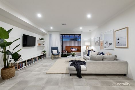 2562 Mayfield Dr, Brabham, WA 6055