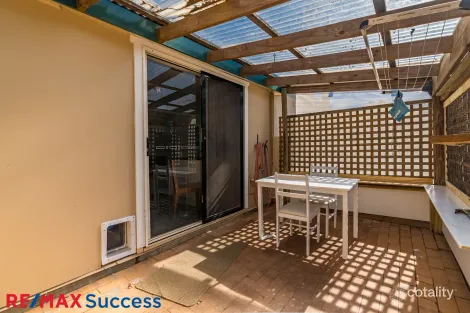 39 Albert St, Newtown, QLD 4350