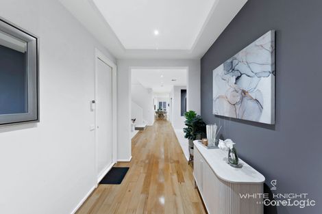 Property photo of 12 Westerfolds Terrace Caroline Springs VIC 3023