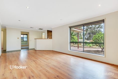 Property photo of 2 Proctor Close Surrey Downs SA 5126