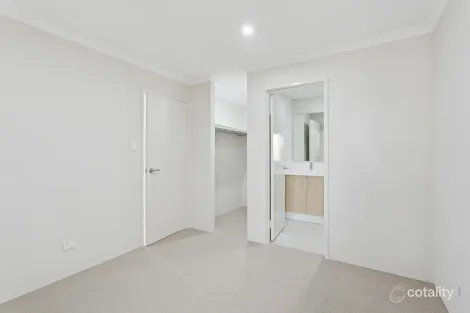 Property photo of 12 Sweep Lane Champion Lakes WA 6111