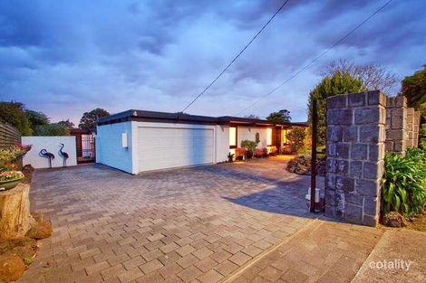 4 Baden Powell Dr, Frankston South, VIC 3199