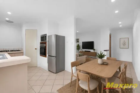42 CARDEN DR, CANNINGTON, WA 6107