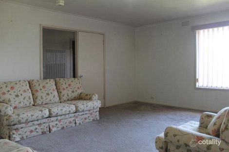 Property photo of 31 Winyard Drive Mooroolbark VIC 3138