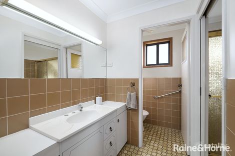 Property photo of 4 Bisdee Place Nowra NSW 2541