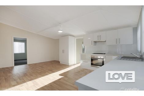 Property photo of 11 George Street Marmong Point NSW 2284