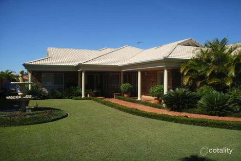 Property photo of 52 Martinique Way Clear Island Waters QLD 4226