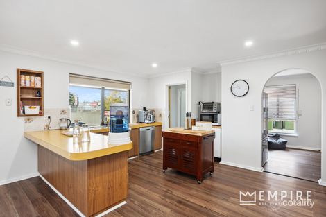 Property photo of 3 Bradbury Way Samson WA 6163
