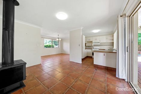 Property photo of 33 Seppelt Street Wilsonton Heights QLD 4350