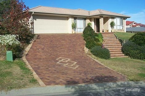 33 Corso St, Eatons Hill, QLD 4037