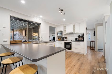 Property photo of 6 Joshua Place Raceview QLD 4305