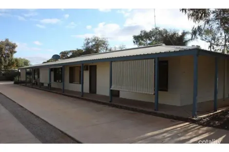 Property photo of 9/6-8 Kennebery Crescent Roxby Downs SA 5725