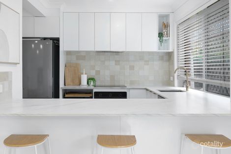 Property photo of 1/80 Broad Street Labrador QLD 4215