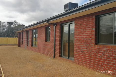 Property photo of 7 Buckland Circuit Werribee VIC 3030