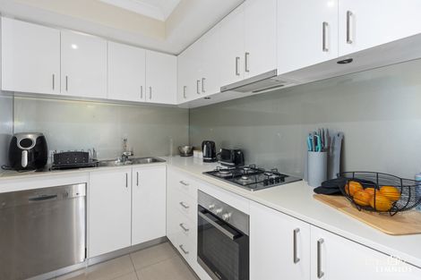 Property photo of 8/4 Waterloo Street Joondanna WA 6060