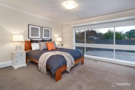 Property photo of 31 Allnutt Parade Cheltenham VIC 3192