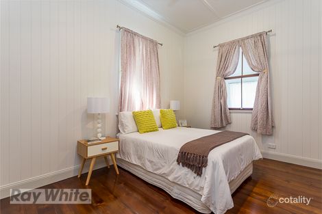 Property photo of 7 Gladstone Street Coorparoo QLD 4151