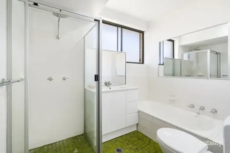 Property photo of 14/10 Marine Parade The Entrance NSW 2261