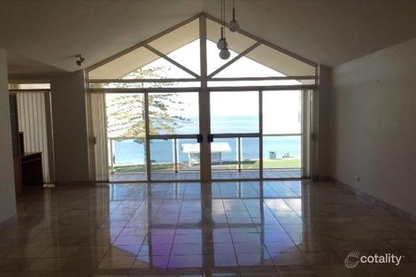 Property photo of 9/61 Waterloo Esplanade Wynnum QLD 4178