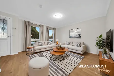 Property photo of 10 Fulham Close Hampton Park VIC 3976
