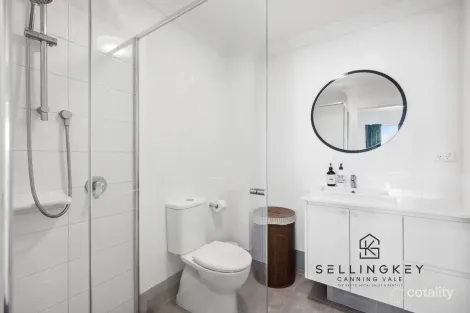 Property photo of 42/1 Glenariff Boulevard Canning Vale WA 6155