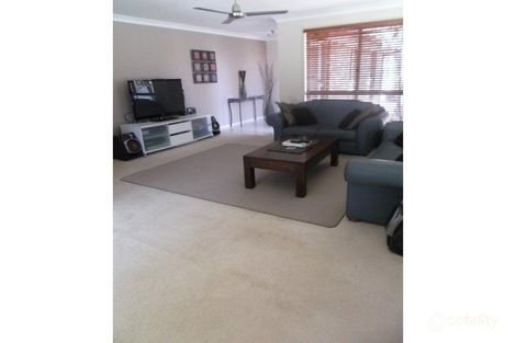 Property photo of 119 Monterey Keys Drive Helensvale QLD 4212