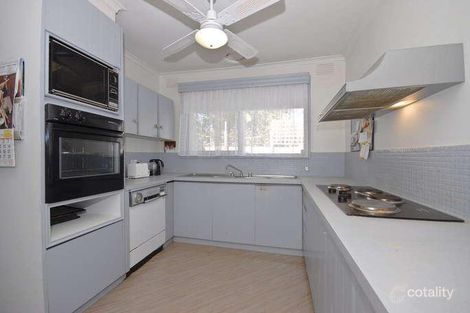 Property photo of 39 Landstrom Quadrant Kilsyth VIC 3137
