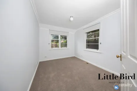 Property photo of 8 Barron Street Deakin ACT 2600