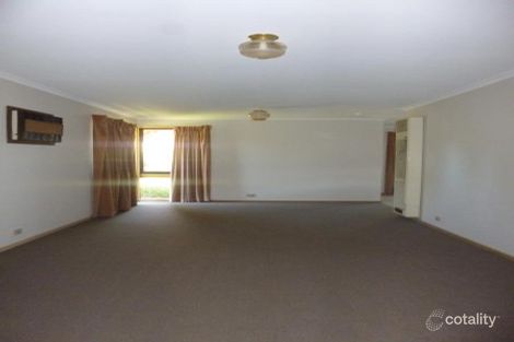 Property photo of 13/13 Endeavour Crescent Endeavour Hills VIC 3802