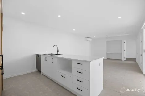 Property photo of 48 Tablelands Crescent Banya QLD 4551
