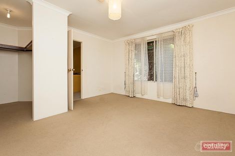 Property photo of 23 Juania Place Warnbro WA 6169