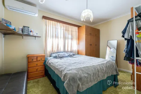 Property photo of 11 Zamia Street Rangeway WA 6530