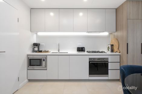 Property photo of 621/7 Maple Tree Road Westmead NSW 2145