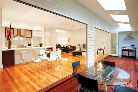 Property photo of 18 Ruskin Road Glen Iris VIC 3146