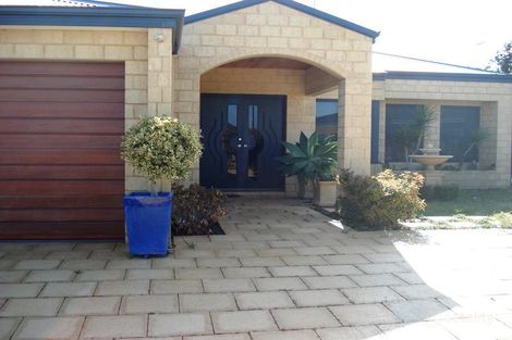 26 Glenelg Way, Meadow Springs, WA 6210