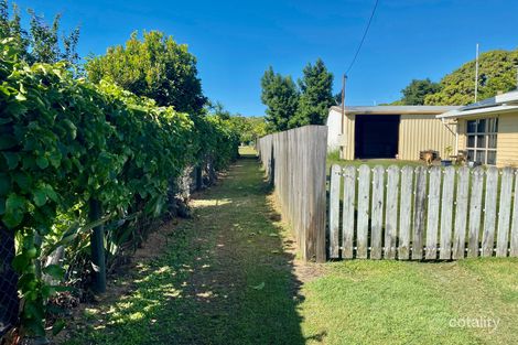 Property photo of 11 Tindaridge Court Hay Point QLD 4740