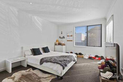 Property photo of 29 Jumbuck Circuit Carrum Downs VIC 3201