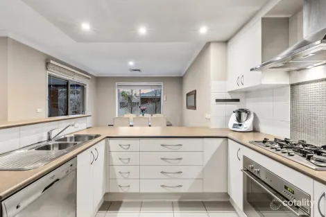 Property photo of 2 Gaff Court Wodonga VIC 3690