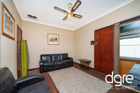 Property photo of 8 Schofield Street Hamilton Hill WA 6163