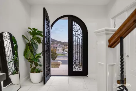 Property photo of 2 Filippo Court Highbury SA 5089